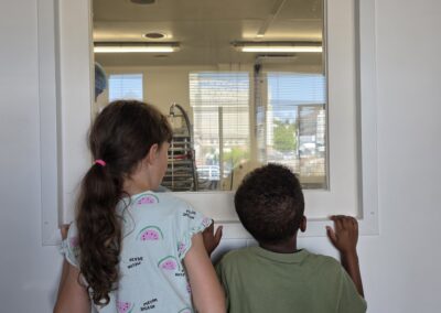 Genève enfants usine agroalimentaire